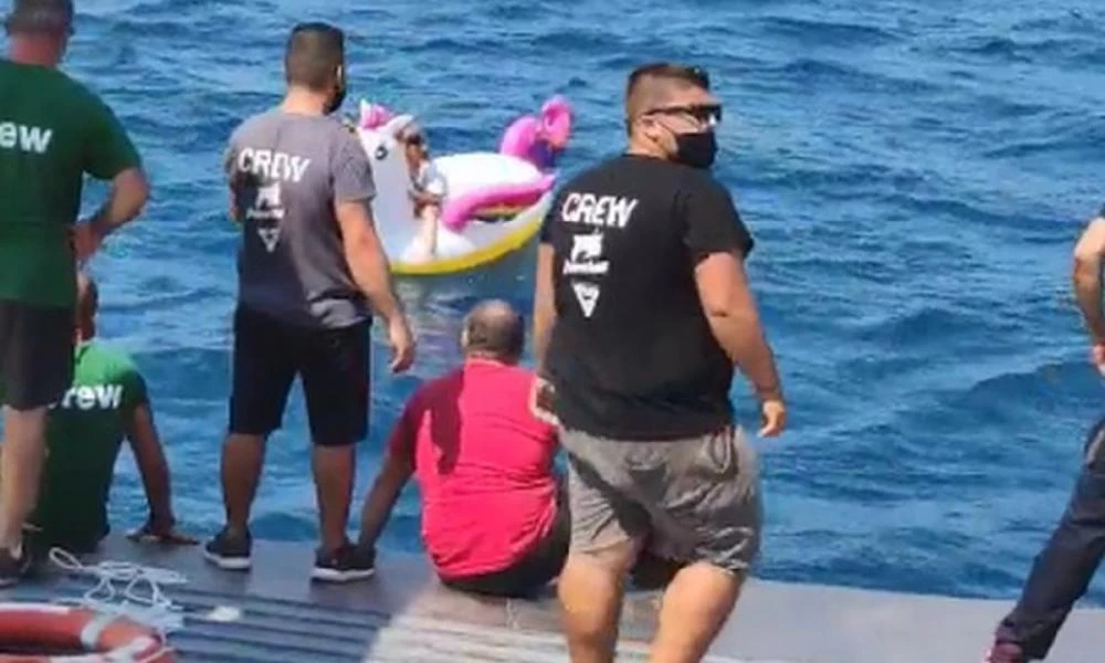 Τηλέφώνημα Μητσοτάκη στον καπετάνιο που έσωσε την 4χρονη στο Αντίρριο